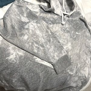 NIKE DRI-FIT hoodie with front pocket